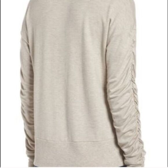 Zella Women’s Ruched Sleeve Pullover Soft Sweatshirt Size Large - Picture 2 of 12